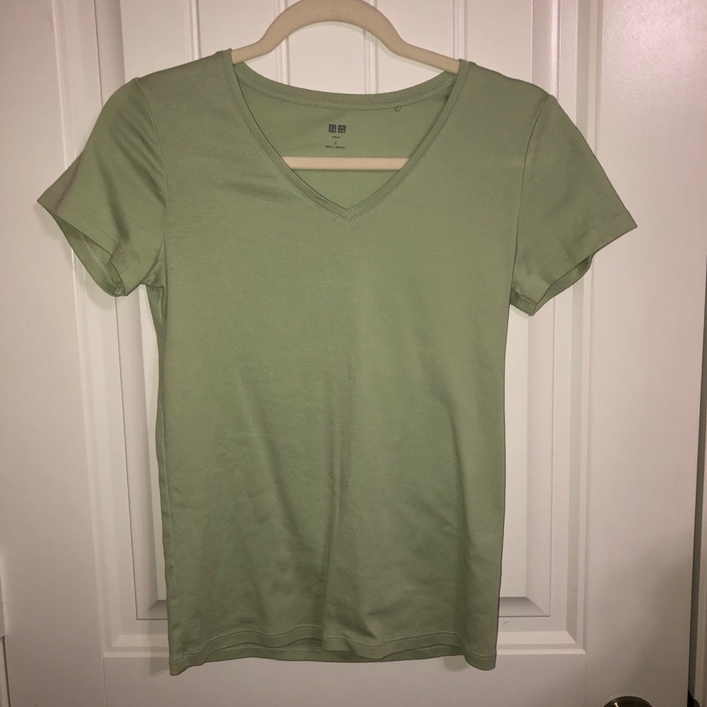 Uniqlo Supima short sleeve t shirt size s